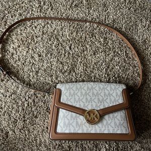 Like new Michael Kors purse